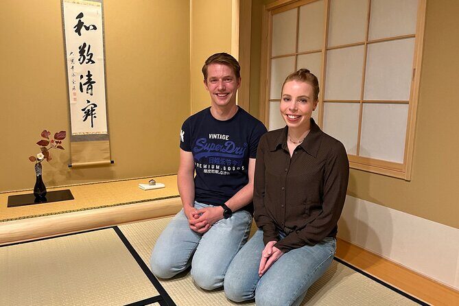 Tea Gathering with Bento Box and Sake Experience - Key Points