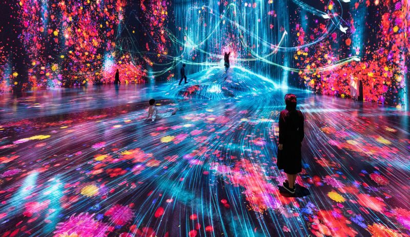 teamLab Borderless Tickets: MORI Building DIGITAL ART MUSEUM - Bubble Universe and the pleasure of looking up