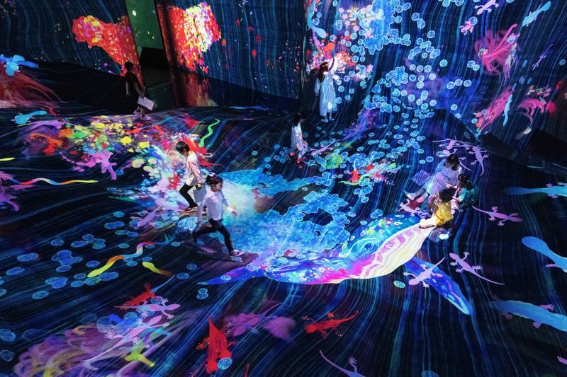 teamLab Future Park Okinawa - Shoes, bags, and other practical details
