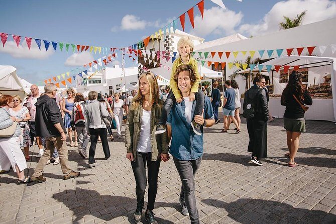 Teguise Market and La Graciosa Island Tour - Key Points