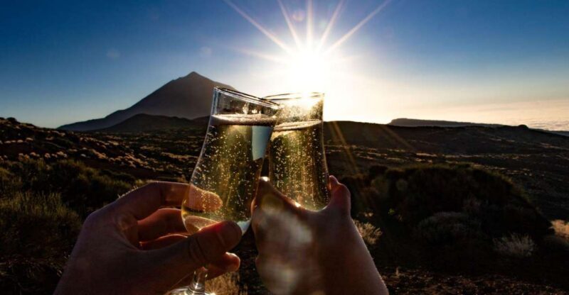 Teide: Guided Sunset & Stargazing Tour by Night with Dinner - Key Points