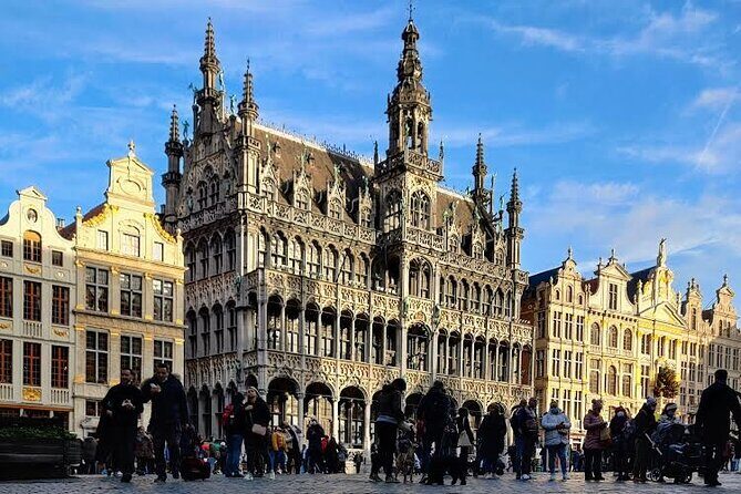 Tell Me About Brussels! | First Day Must-Do | Local Storytellers - Who Will Love This Tour?