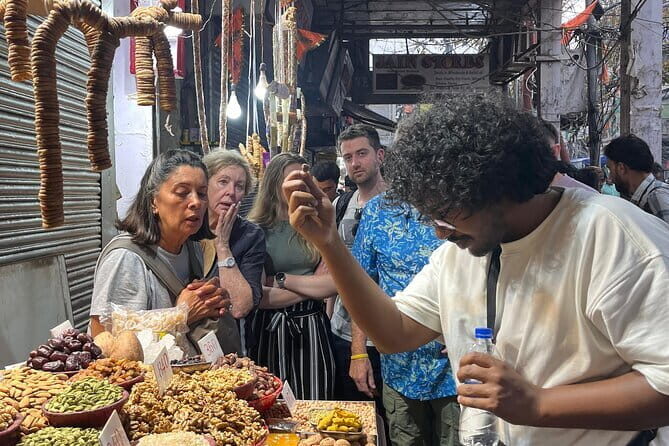 Temples and Bazars of Old Delhi Heritage Walk Tour - Temples and Bazars of Old Delhi Heritage Walk Tour Review