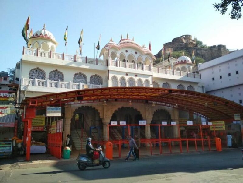 Temples of Jaipur Half-Day Tour - The Itinerary in Detail: What You Can Expect