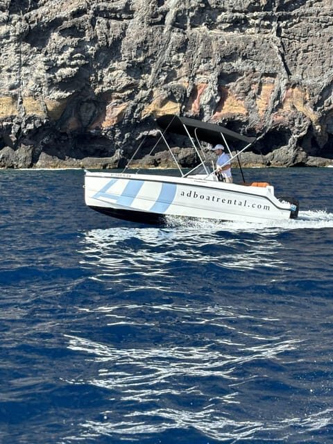 Tenerife: rent a boat without license - The Sum Up
