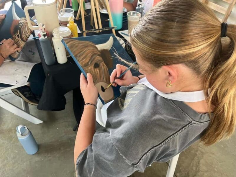 Tennessee: Highland Cow Painting Class - Discover Your Artistic Side in Tennessee’s Highland Cow Painting Class