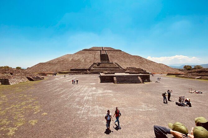 Teotihuacan and Basilica with Tickets and Food Included - Key Points