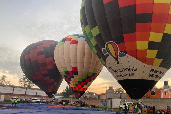 Teotihuacan Balloon flight, breakfast and transportation. - Key Points