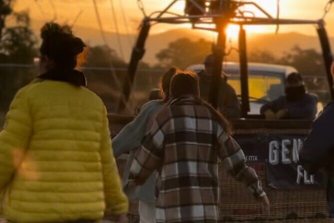 Teotihuacán Mexico balloon flight, breakfast and transportation - Exploring the Experience in Detail