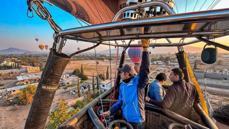 Teotihuacan: Private Balloon Flight with optional Transfer - The Experience in Detail