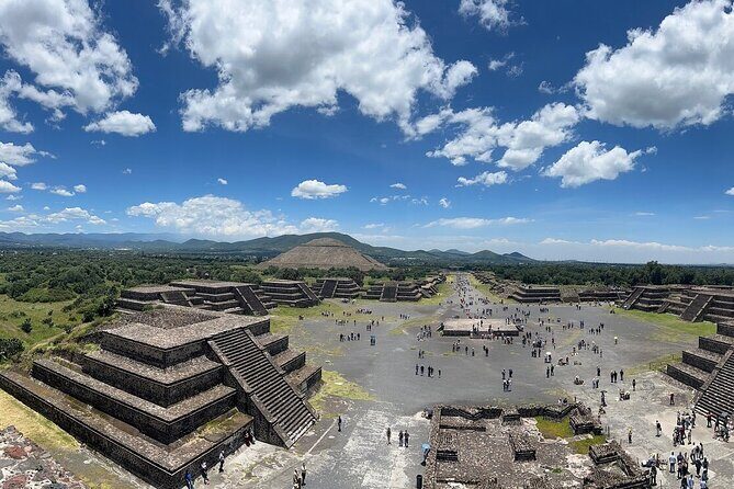 Teotihuacan Pyramids and Cueva Experience from Mexico - Exploring the Teotihuacan Pyramids and Cave: A Detailed Review