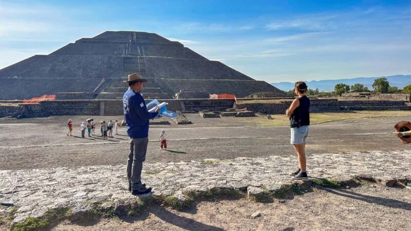 Teotihuacan Pyramids: Guided Tour with Entry Ticket Included - Detailed Review of the Teotihuacan Guided Tour