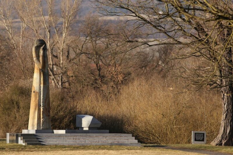 Terezin: Guided Tour of the Concentration Camp and Museum - Exploring Terezin: What You Can Expect