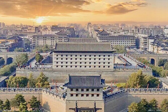Terracotta Warriors and Xi'an City Highlights 2 Days Tour - Exploring Xian’s Ancient City Walls