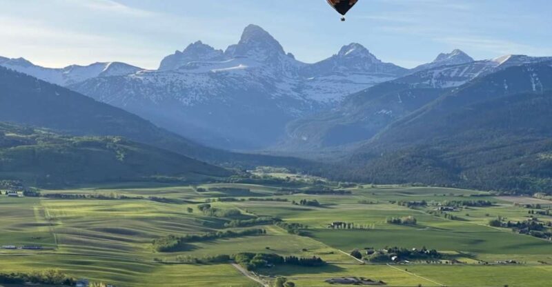 Teton Valley Balloon Flight - An In-Depth Look at the Teton Valley Balloon Flight Experience