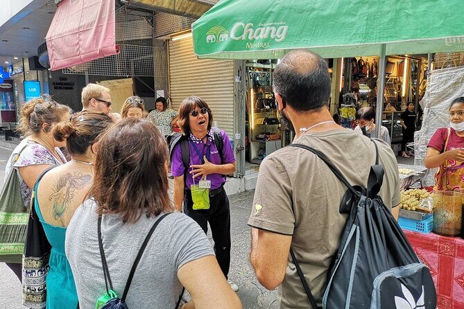 Thai PRIVATE Tour Guide - Markets and Local Life: From Fresh Flowers to Art