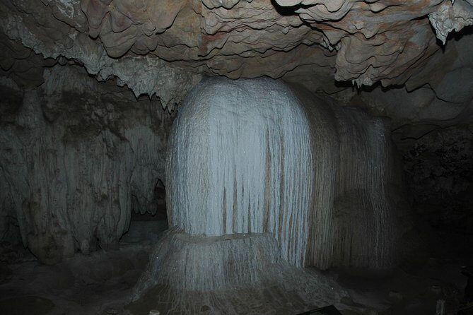 Tham Lod Cave & Pre-Historical Tomb & Bamboo Bridge - Who Will Love This Tour?