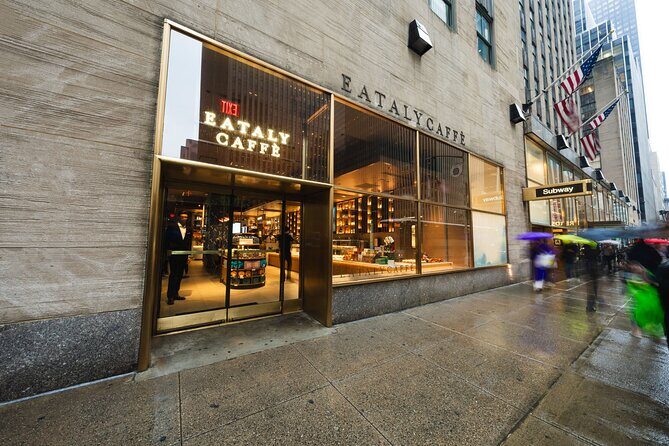 Thanksgiving Parade Brunch at Eataly Caffé Rockefeller Center - An In-Depth Look at the Thanksgiving Parade Brunch Experience