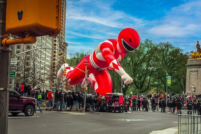 Thanksgiving Parade Indoor Viewing and Brunch Columbus Circle - Key Points