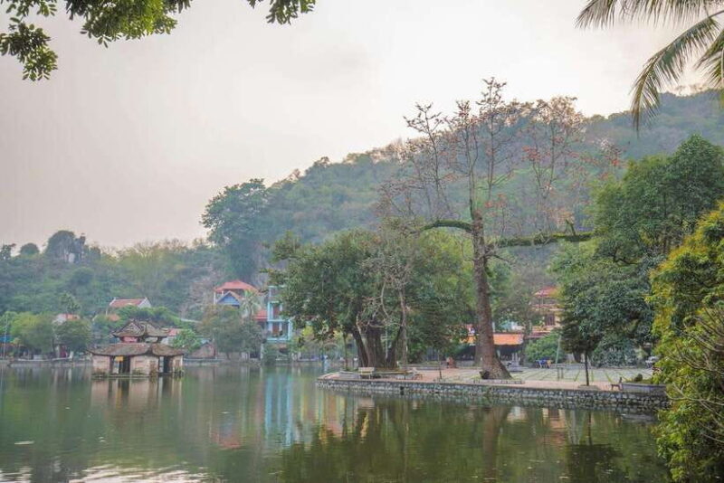 Thay Pagoda  Duong Lam Ancient Village 1 Day Private trip. - Who Should Consider This Tour?