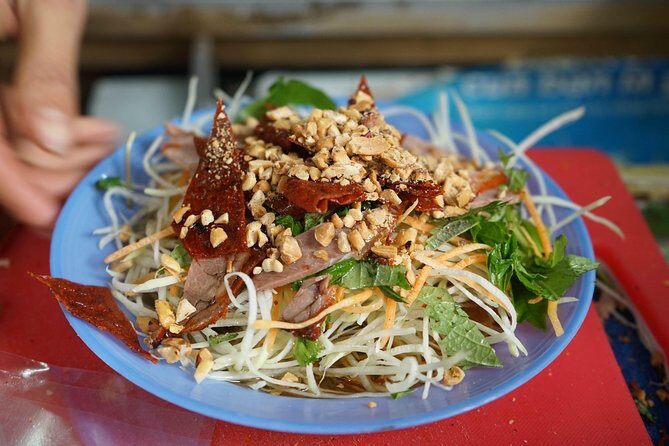 The 10 Tastings of Hanoi With Locals: Private Street Food Tour - Unpacking the Full Experience of the 10 Tastings of Hanoi Tour