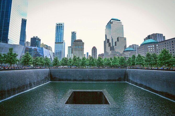 The 9/11 Ground Zero and Manhattan Walking Tour - Exploring Manhattan’s Neighborhoods and Landmarks