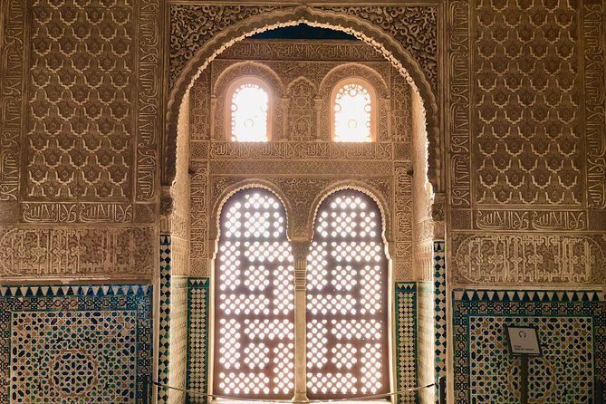 The Alhambra and Generalife - private tour - An In-Depth Look at the Private Alhambra and Generalife Tour