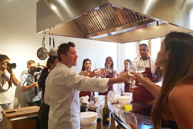The Art of Making Pizza-Cooking Class in Unique Location with Italian Pizzachef - An In-Depth Look at the Milan Pizza Class