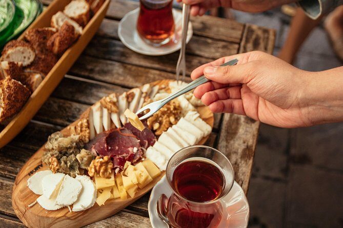 The Award-Winning PRIVATE Food Tour of Istanbul: The 10 Tastings - Key Points