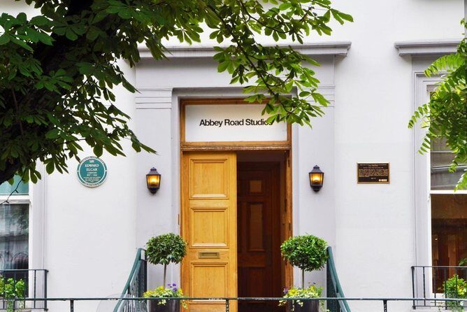 The Beatles tour in London in Spanish - Exploring Londons Beatles Landmarks in Detail