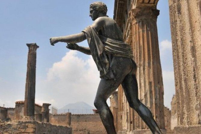 The beauty of Pompeii with a Private Expert Tour Guide / Archaeologist. - Exploring Pompeii with a Private Guide: A Deep Dive