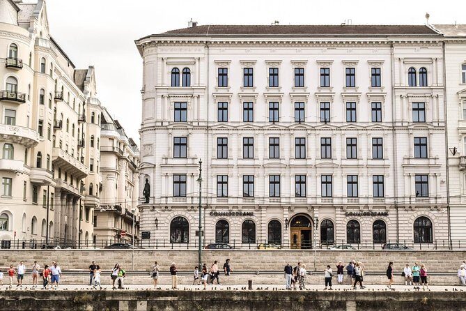The beginner's guide to Budapest - Budapest Sightseeing Tour - The Sum Up