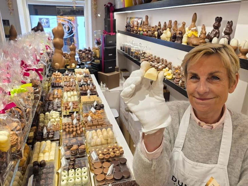 Thé best chocolate in Bruges! Private tour! - Practical Details & Tips