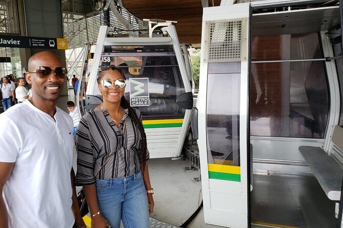 The Best Comuna 13 Graffiti Tour, Plaza Botero and Cable cars - Who Should Consider This Tour?