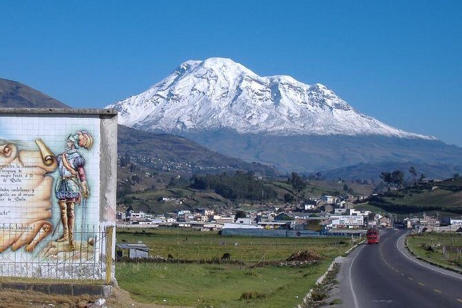 The Best of Ecuador & Galapagos 12 Days / 11 Nights - Day 3-4: Volcanoes, Archaeology, and Colonial Charm