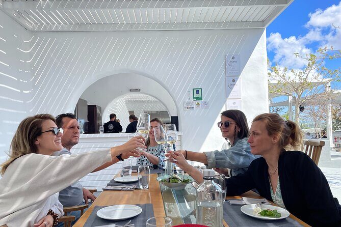 The Best of Santorini: 5-Hour Private Guided Tour of the Island - Exploring the Highlights of Santorini in 5 Hours