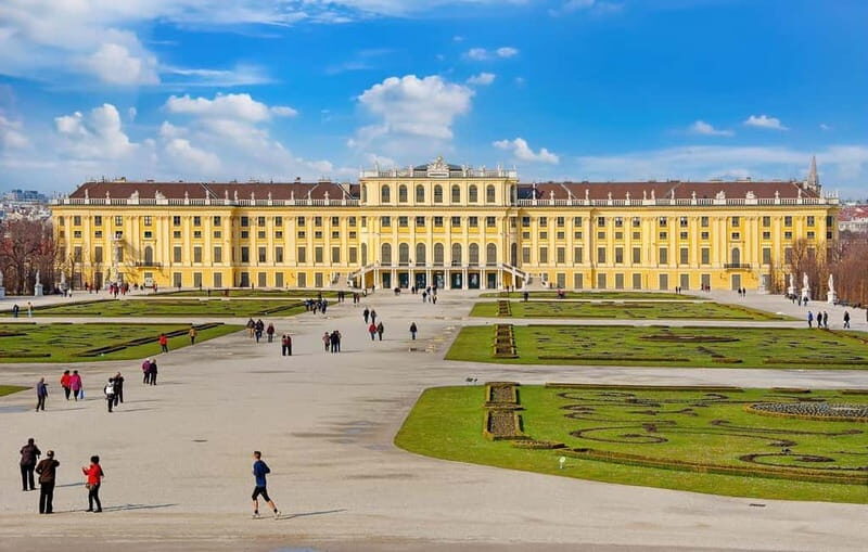 The Best of Vienna: Private Walking Tour With Local Guide - Key Points