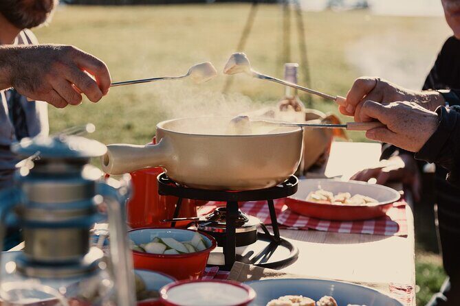 The best Sunset hike with Cheese Fondue - FAQs