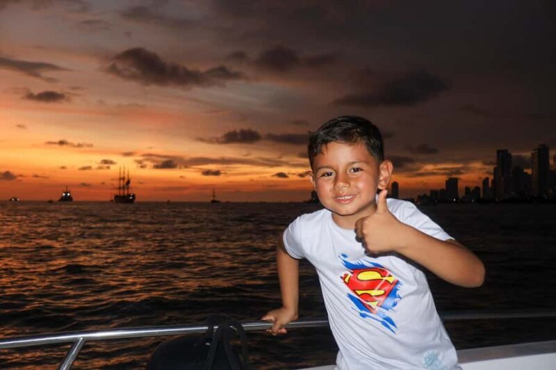 The best sunset tour in the bay: Open bar party & fun - FAQ