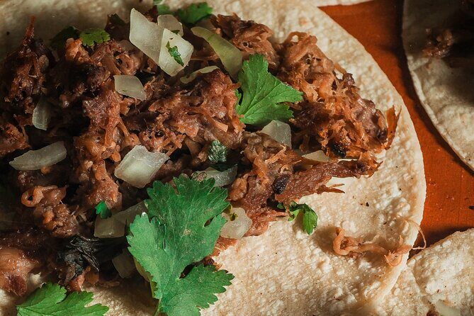 The best walking tour in the neighborhood of Versalles - The Complete Guide to the Versalles Food Tour