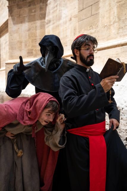 The black plague, theatrical visit - Exploring Malaga’s Dark History Through Theater