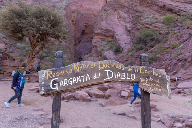 The Calchaqui Valley Winery and Scenery Tour in Cafayate - Experience the Calchaqui Valley Winery and Scenery Tour in Cafayate