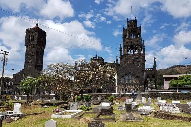 The Cascading Dark View Falls and Beach Experience with Topdawg Taxi and Tours - Who Is This Tour Best For?