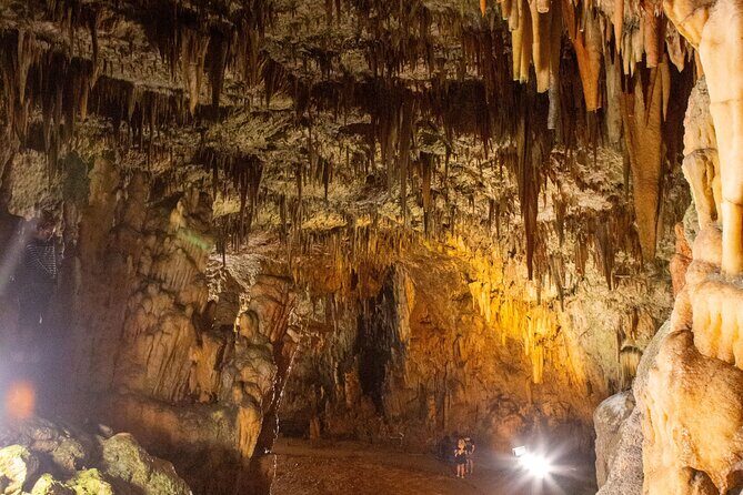 The Caves ....Drogarati Cave and Melissani Lake - FAQ