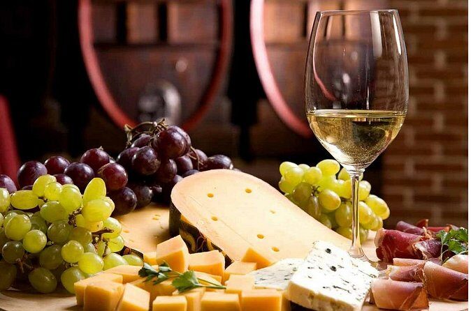 The Cheese and Wine Route - Authenticity and Cultural Insights