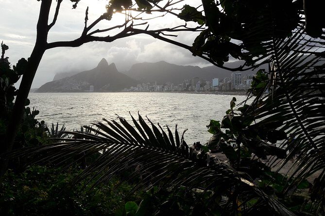 The Christ the Redeemer, the Sugar Loaf and the beaches of the "South Zone" - FAQs