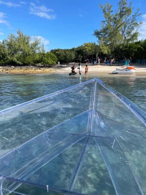 The Clear Boat Experience Bahamas drinks and snacks included - FAQs
