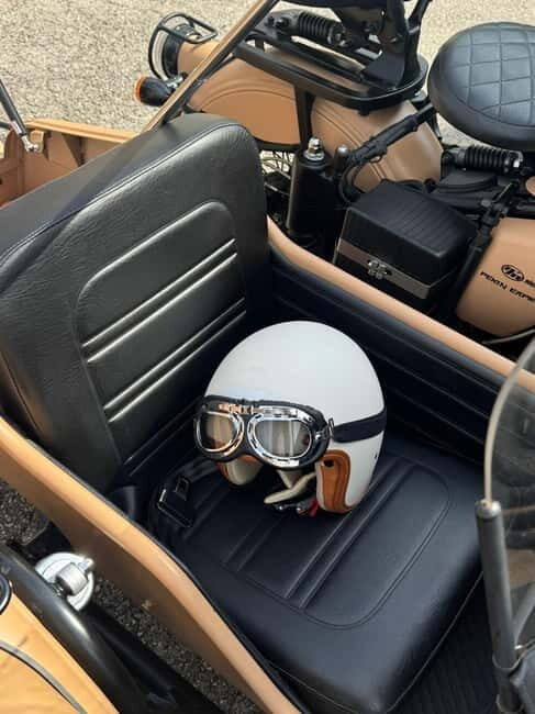 The Corniche d'Or  Sidecar-Cannes - Key Points