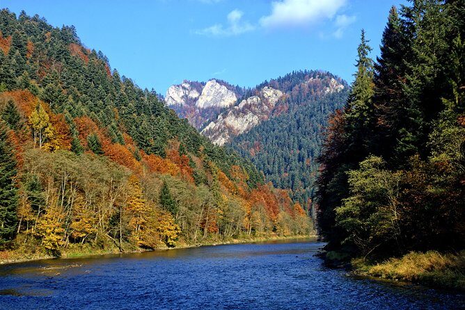 The cycling tour and Dunajec River Gorge rafting- private tour from Krakow - Who Should Consider This Tour?