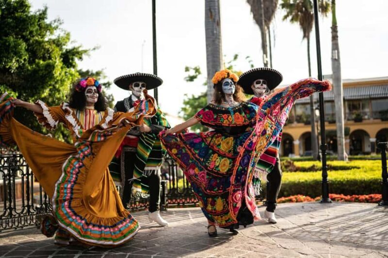 The Day of the Dead Private Tour in Mixquic - Key Points
